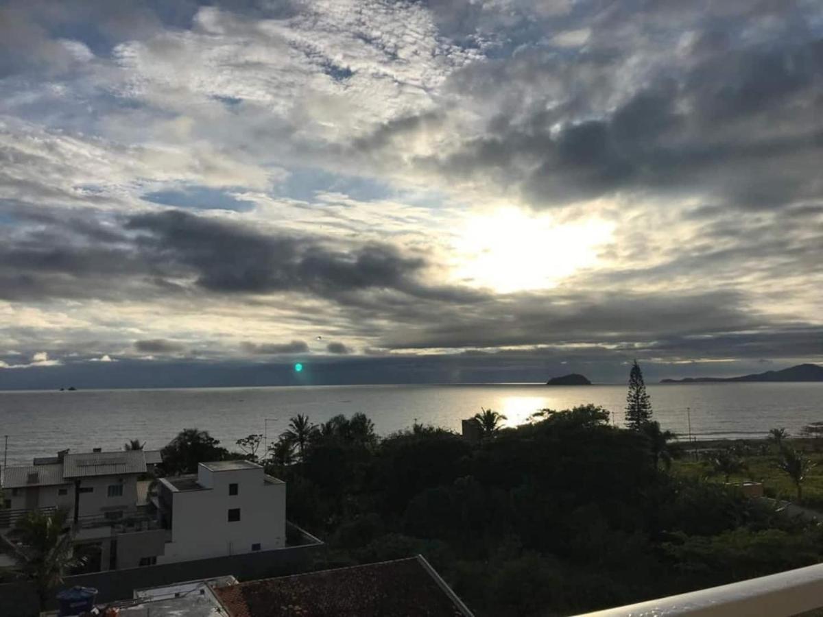 Aptos Em Home Club Frente Mar Com Area De Lazer Completa Penha  Kültér fotó